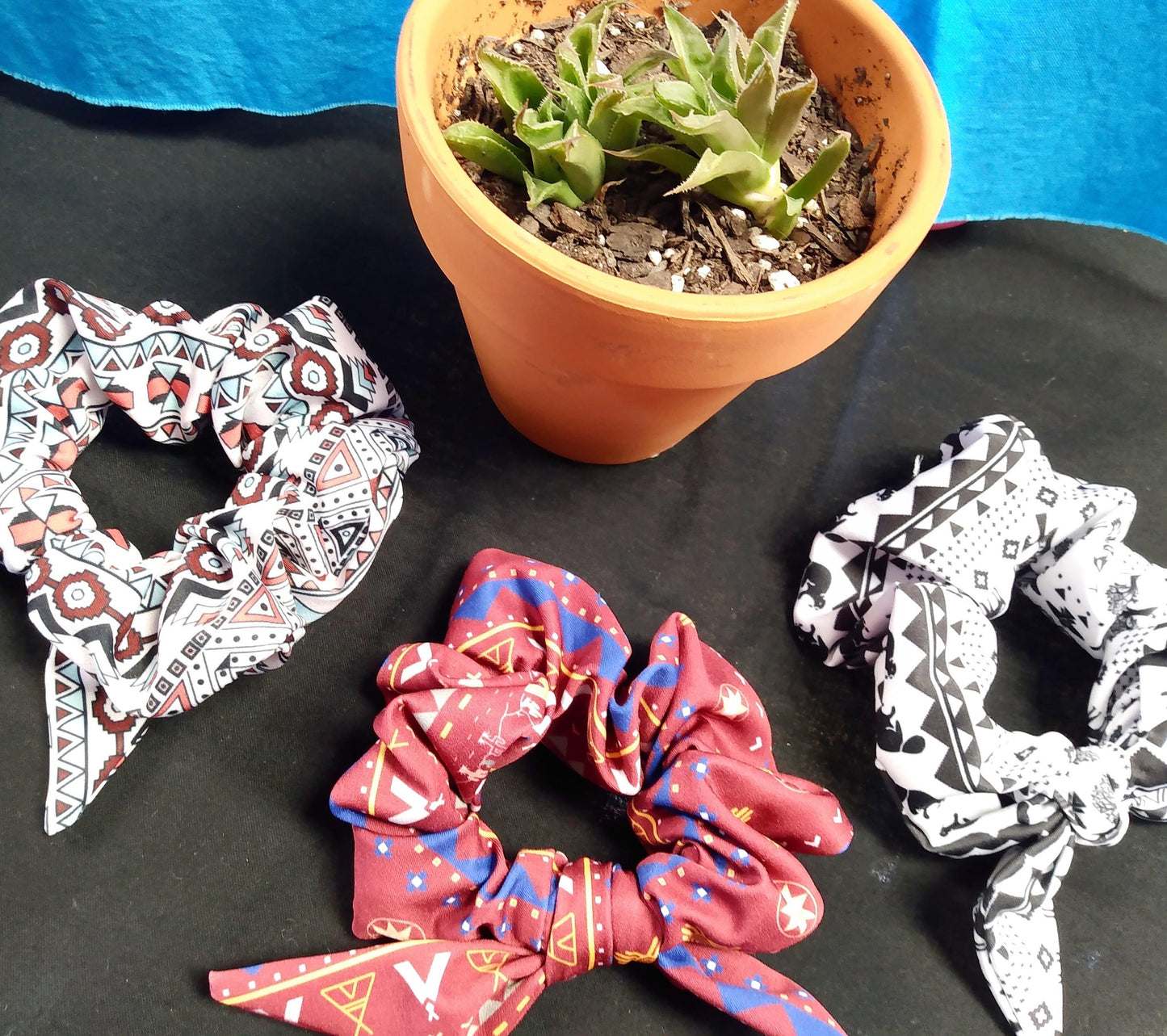 SPIRIT ANIMAL Elastic Hair Scrunchie